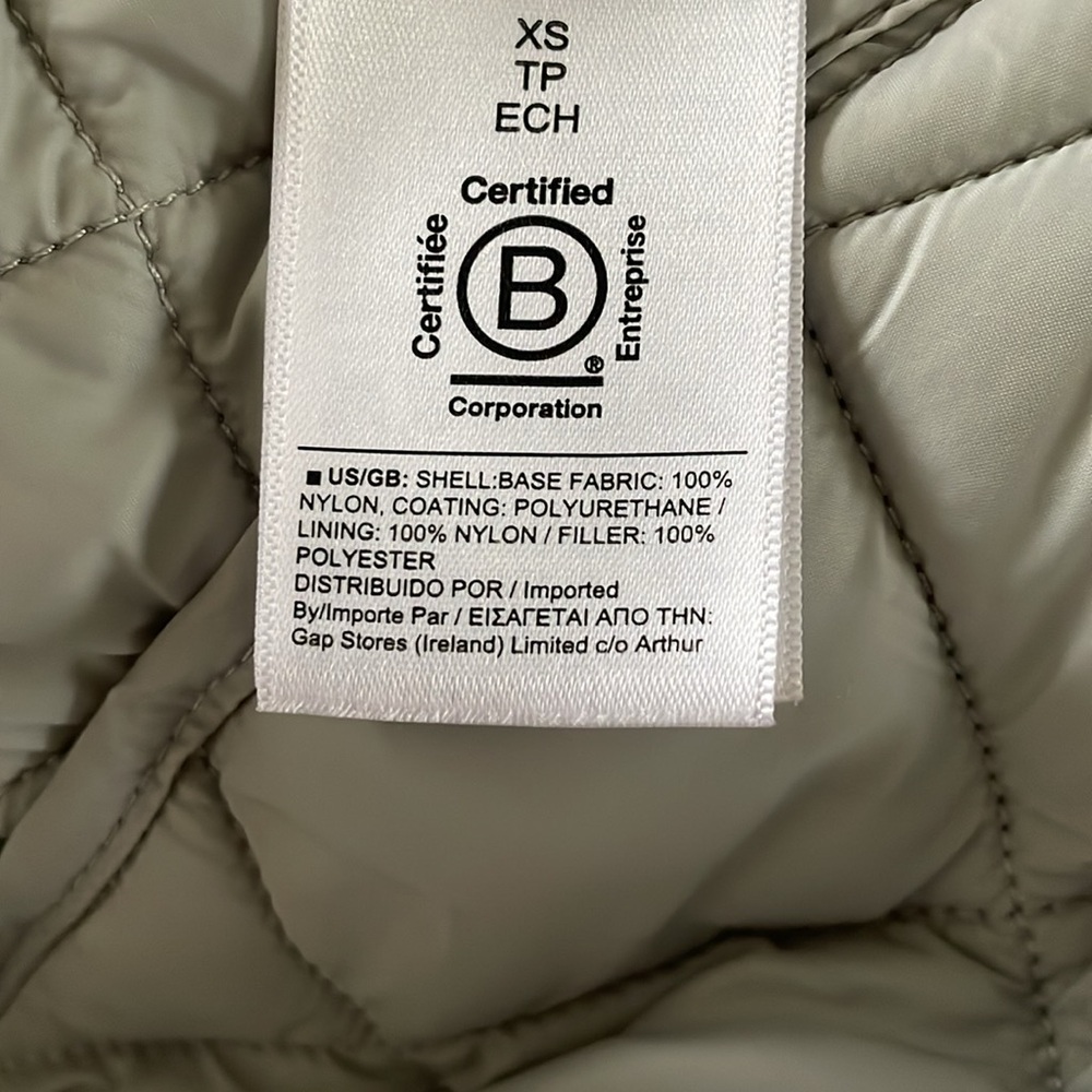 Athleta Whisper Featherless Metallic Quilted Jacket Size XS - Picture 7 of 7